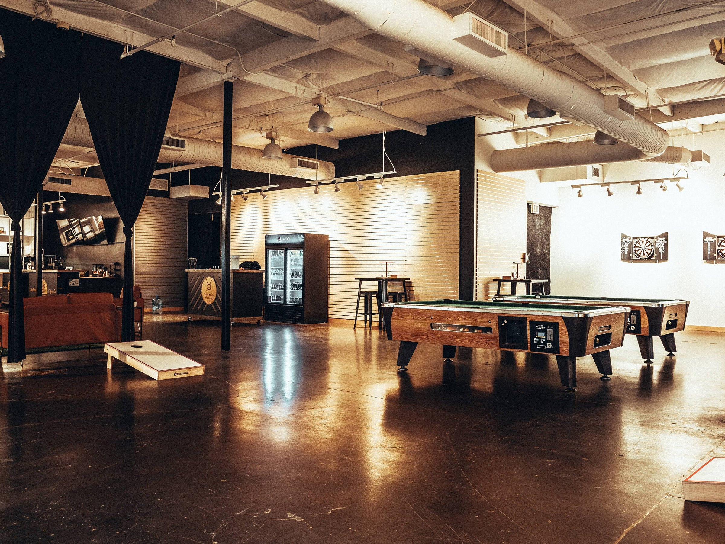 Late Mouse Lounge - Cafe in Folsom